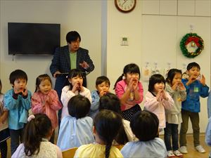 12月 歌唱指導 めぐみほいくえん 社会福祉法人恩寵園 千葉県船橋市